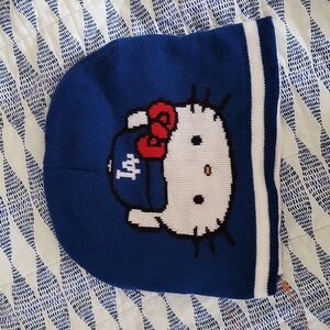 Official Hello Kitty Dodgers knit beanie